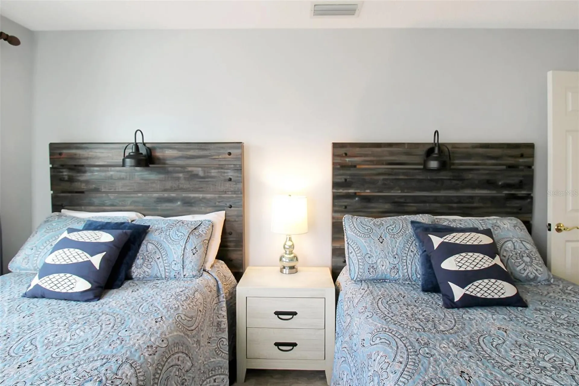 1373 Siesta Bayside Drive Sarasota FL 34242