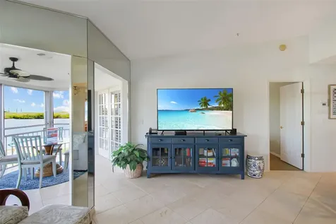 1373 Siesta Bayside Drive Sarasota FL 34242