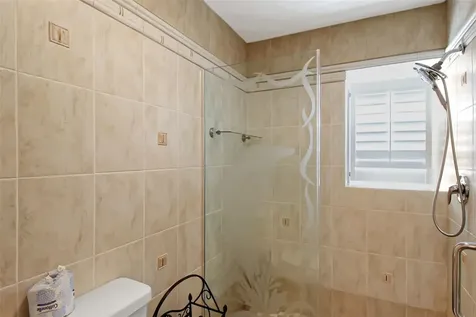 1373 Siesta Bayside Drive Sarasota FL 34242