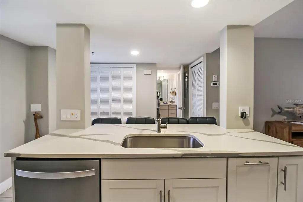 1313 Siesta Bayside Drive Sarasota FL 34242