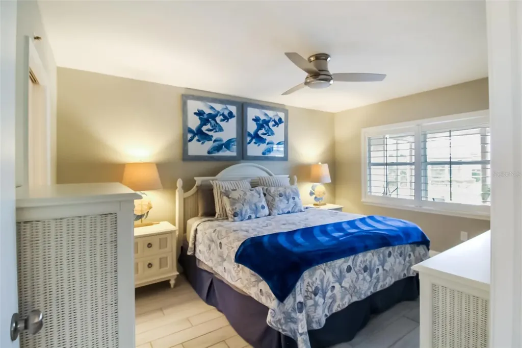 1313 Siesta Bayside Drive Sarasota FL 34242