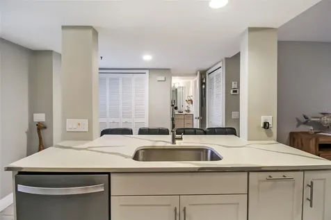 1313 Siesta Bayside Drive Sarasota FL 34242