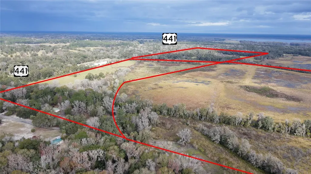 5725 NW 210th Street Micanopy FL 32667