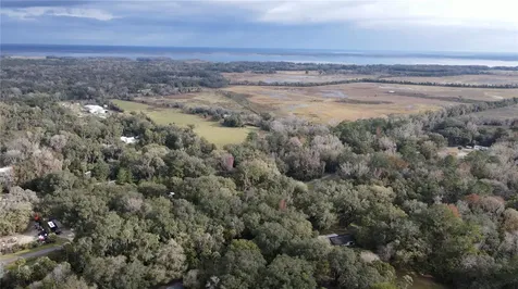 5725 NW 210th Street Micanopy FL 32667