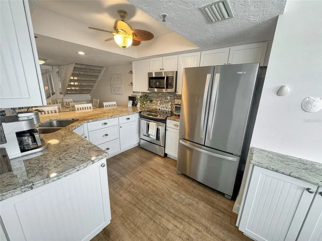 1350 Siesta Bayside Drive Sarasota FL 34242