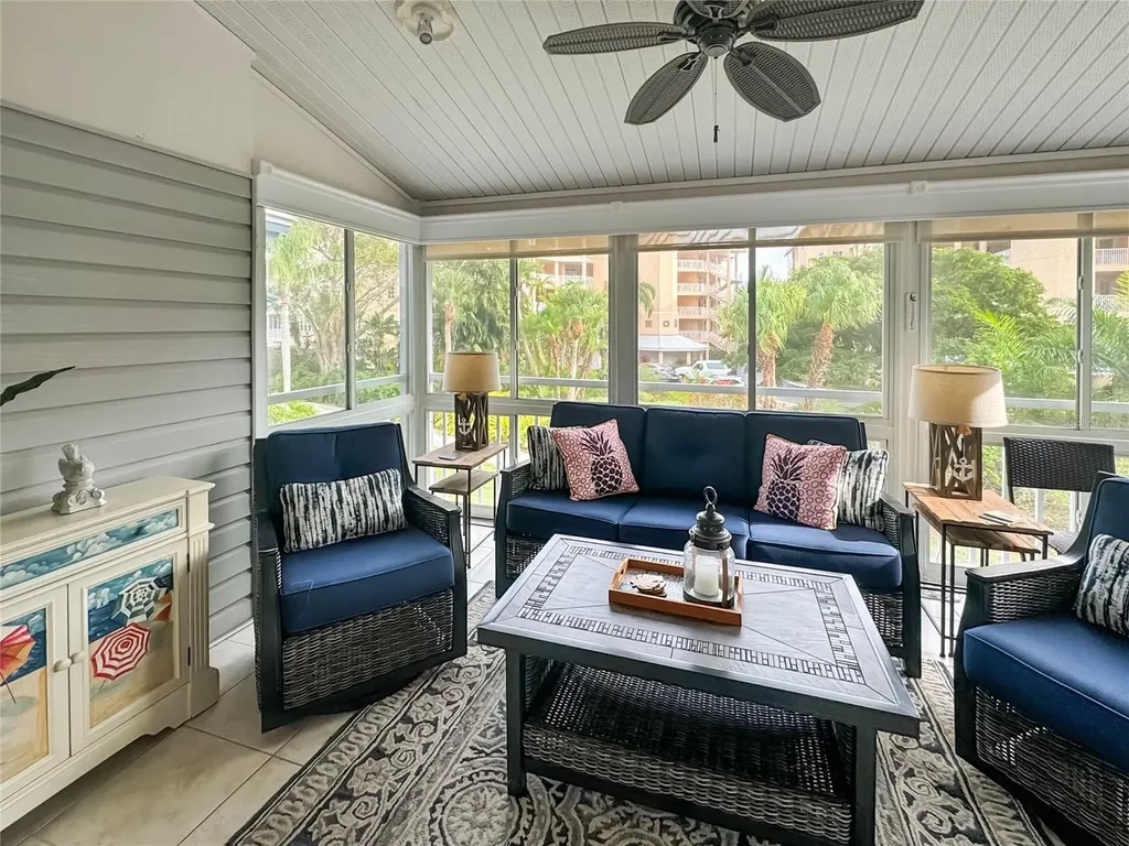 1350 Siesta Bayside Drive Sarasota FL 34242