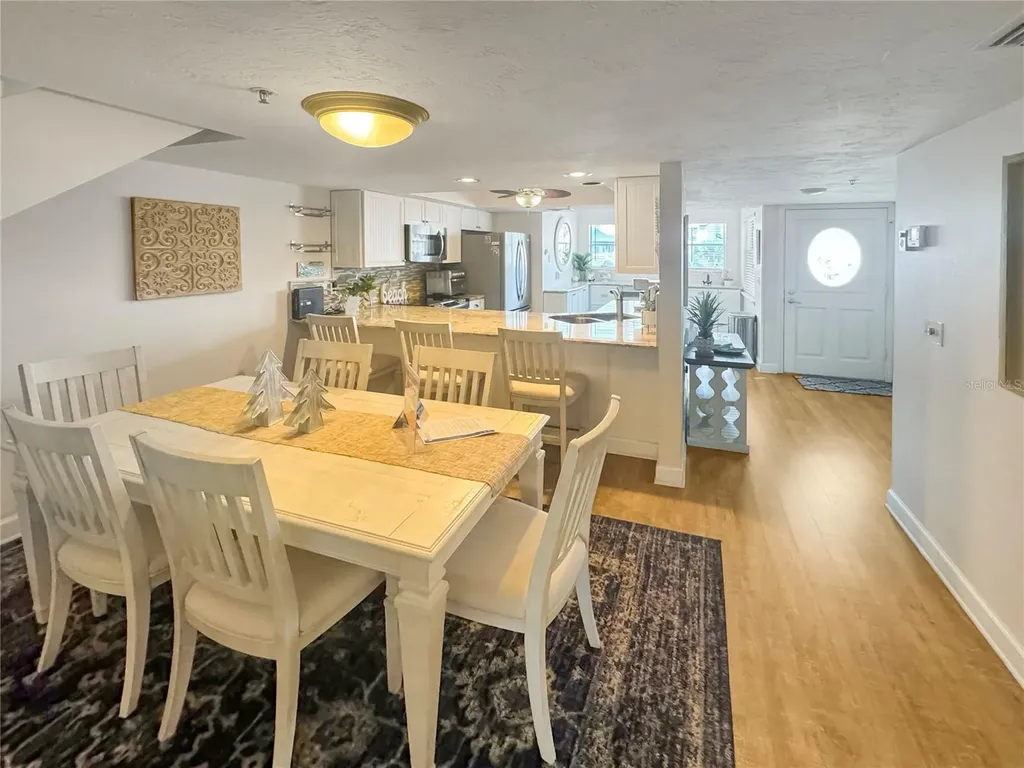 1350 Siesta Bayside Drive Sarasota FL 34242