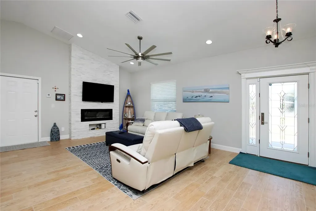 4446 Bayano Street North Port FL 34287