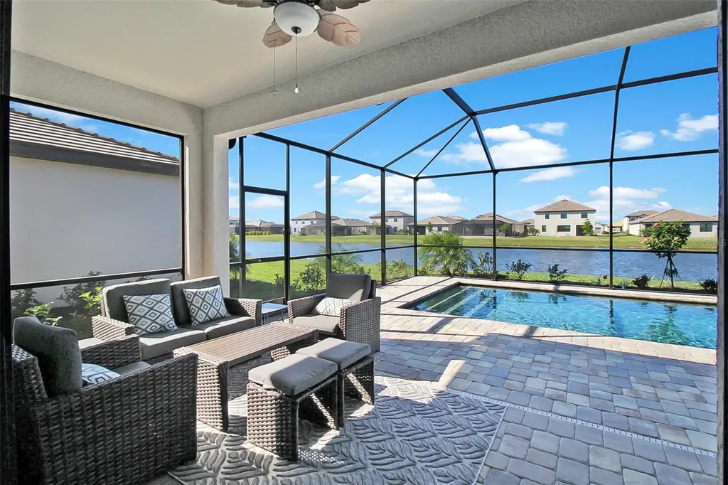 5236 Blue Crush Street Bradenton FL 34211
