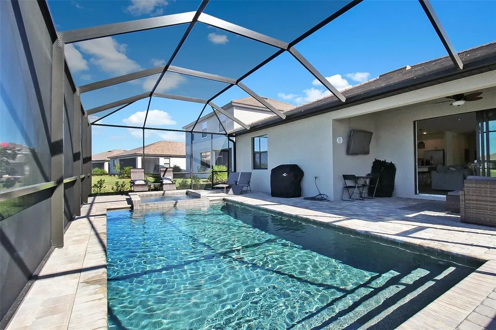 5236 Blue Crush Street Bradenton FL 34211