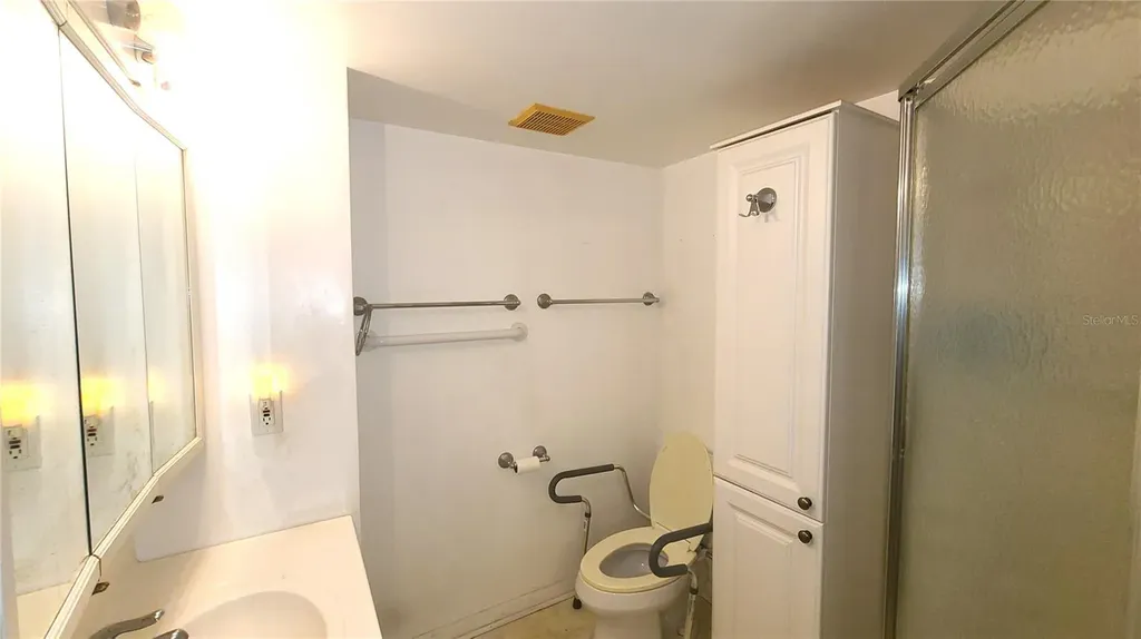 4851 W Gandy Boulevard Tampa FL 33611