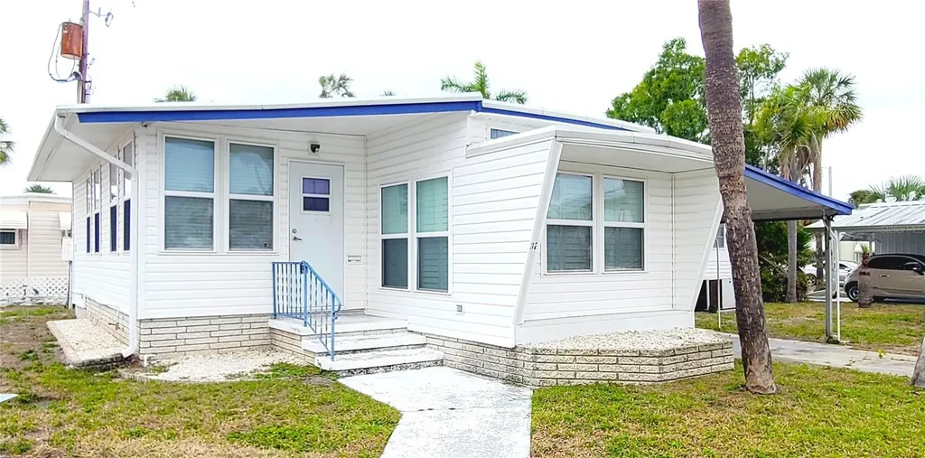 4851 W Gandy Boulevard Tampa FL 33611