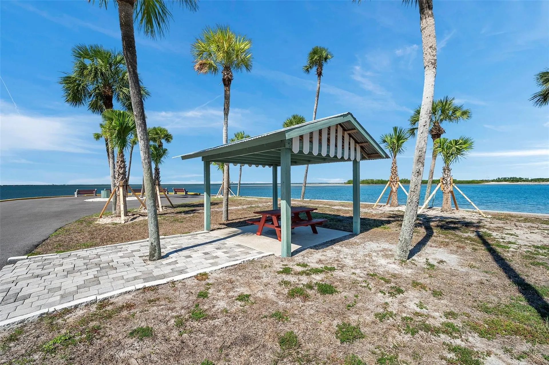 4851 W Gandy Boulevard Tampa FL 33611
