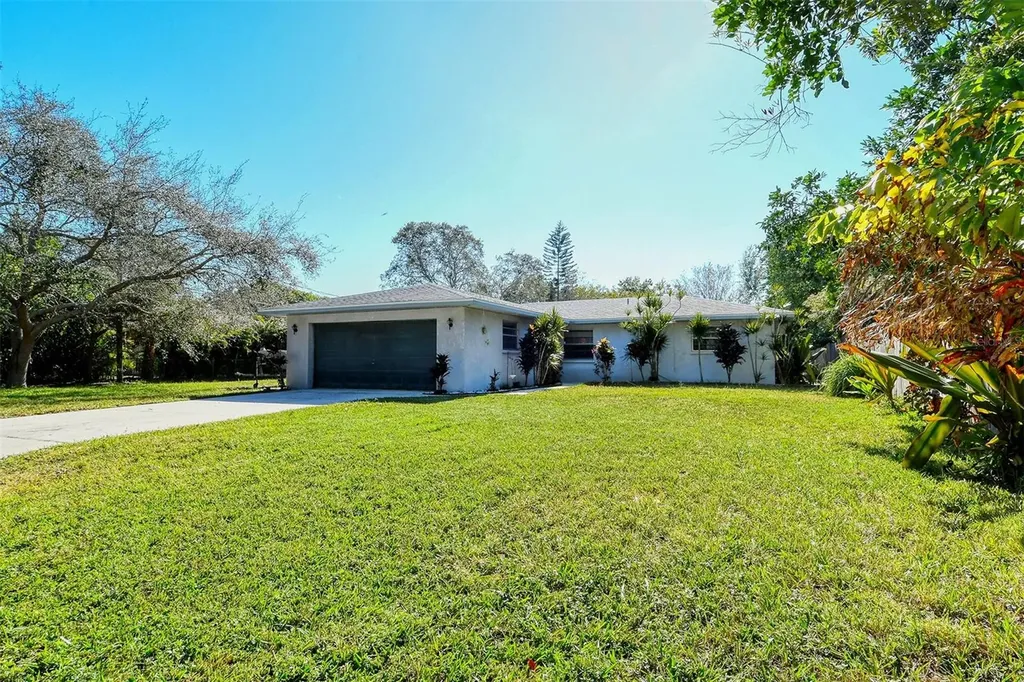 6703 12th Avenue NW Bradenton FL 34209