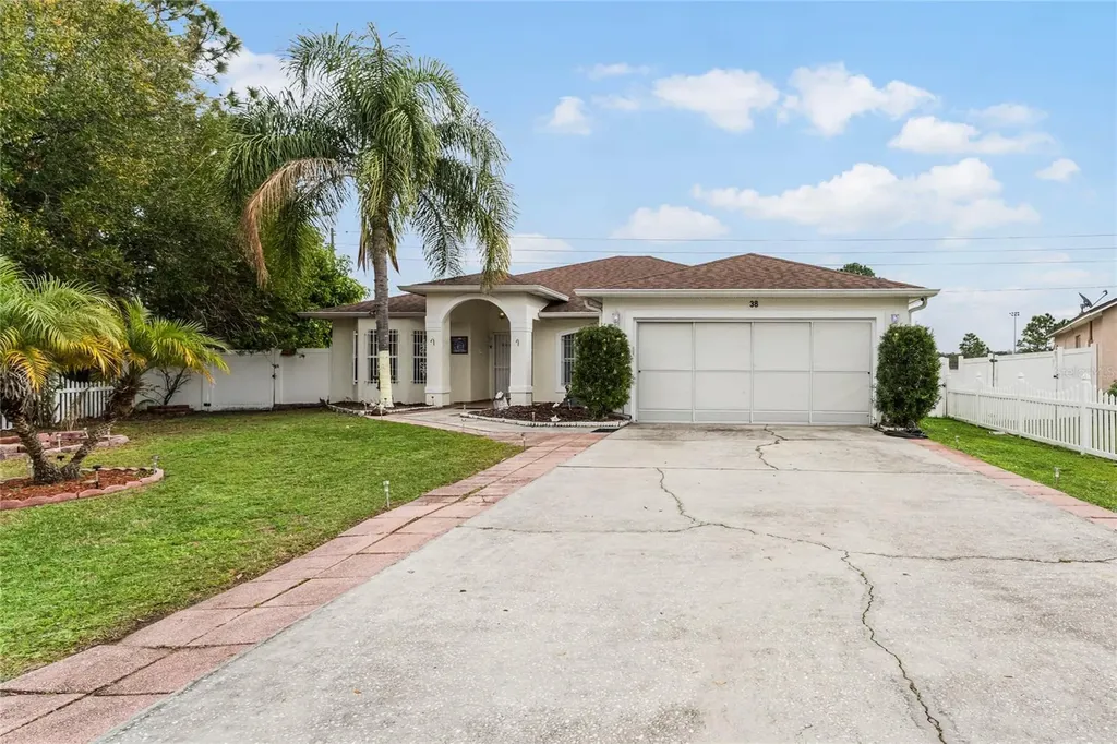 38 Bradford Court Kissimmee FL 34758