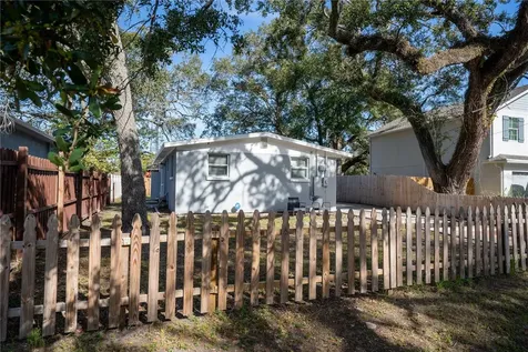 2920 Lindell Avenue Tampa FL 33610