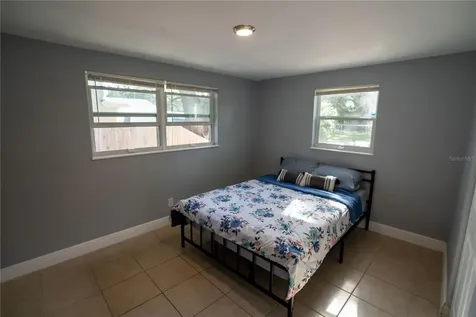 2920 Lindell Avenue Tampa FL 33610