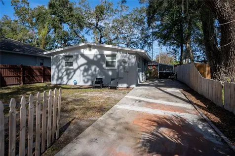 2920 Lindell Avenue Tampa FL 33610