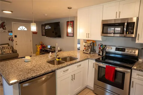 2920 Lindell Avenue Tampa FL 33610