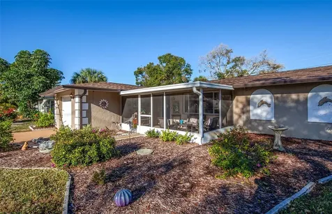 280 W Seminole Drive Venice FL 34293