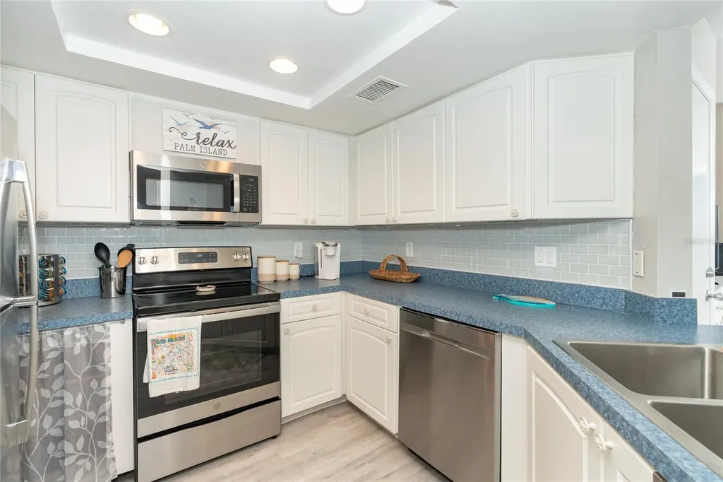 7454 Palm Island Drive Placida FL 33946
