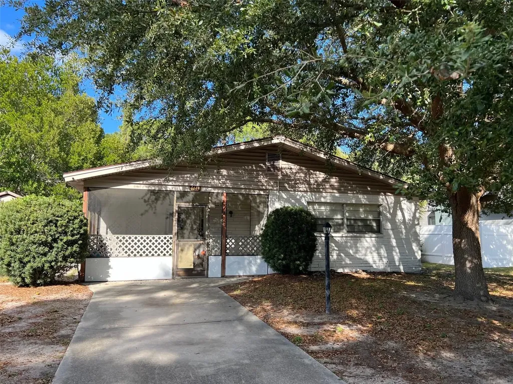 4413 Gandy Circle Tampa FL 33616