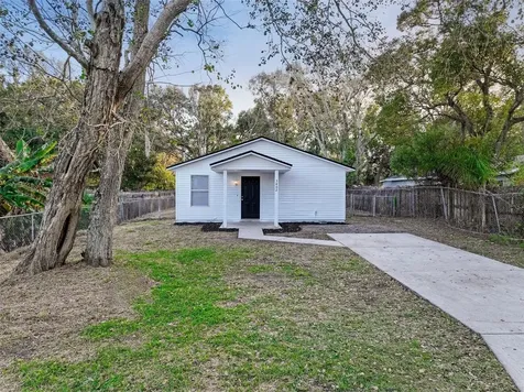 3802 Avenue R NW Winter Haven FL 33881