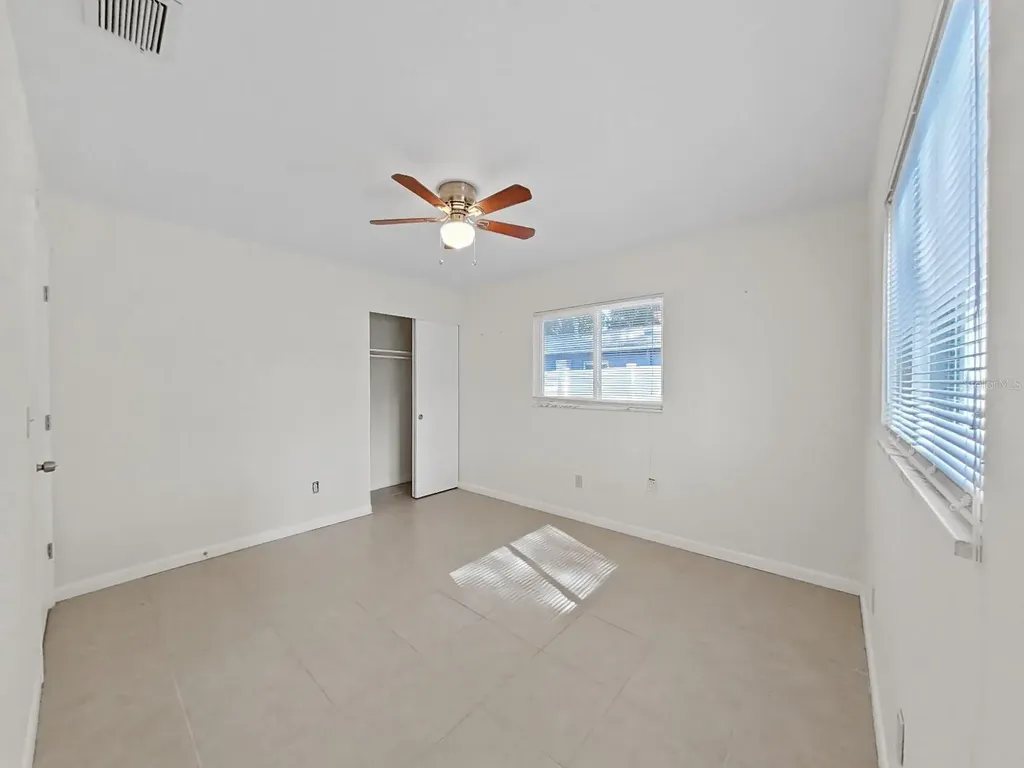 1750 Montana Avenue NE St Petersburg FL 33703