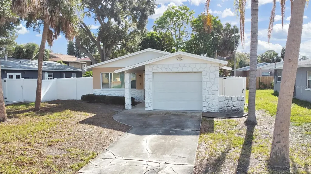 1750 Montana Avenue NE St Petersburg FL 33703