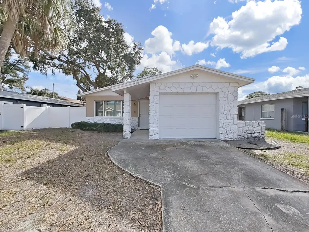 1750 Montana Avenue NE St Petersburg FL 33703