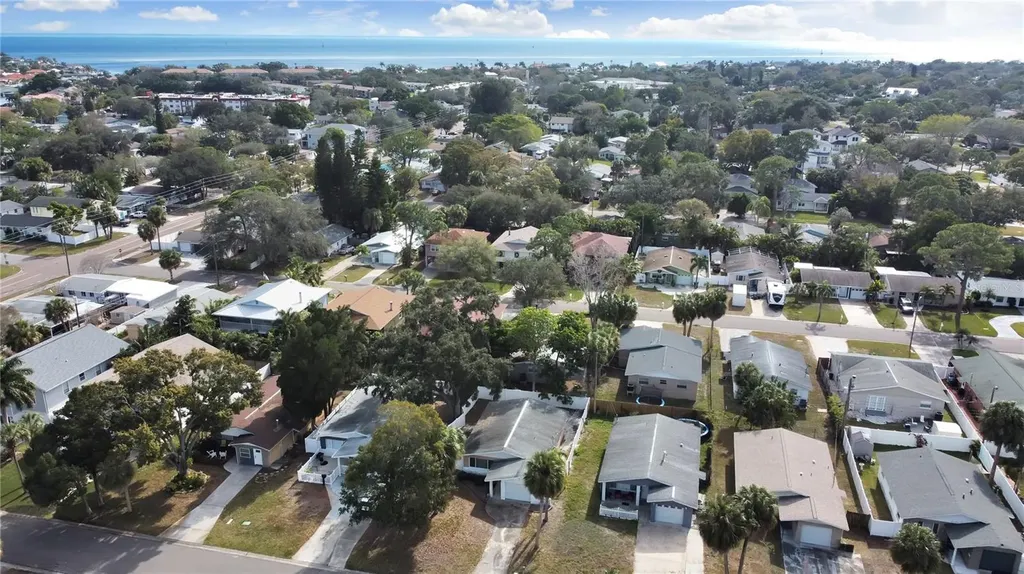 1750 Montana Avenue NE St Petersburg FL 33703