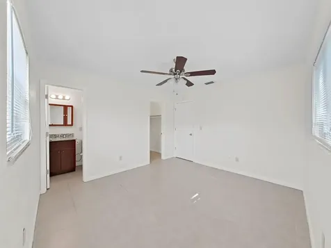 1750 Montana Avenue NE St Petersburg FL 33703