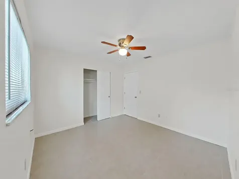 1750 Montana Avenue NE St Petersburg FL 33703