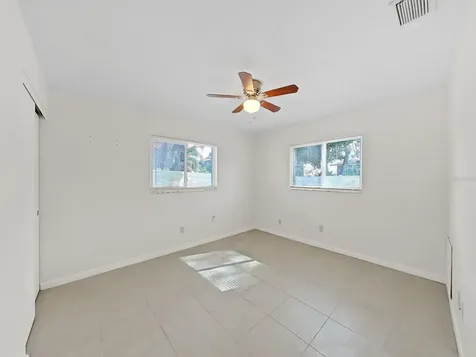 1750 Montana Avenue NE St Petersburg FL 33703
