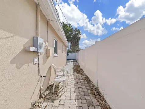 1750 Montana Avenue NE St Petersburg FL 33703