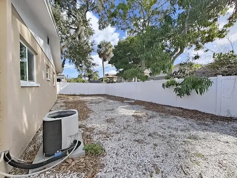 1750 Montana Avenue NE St Petersburg FL 33703