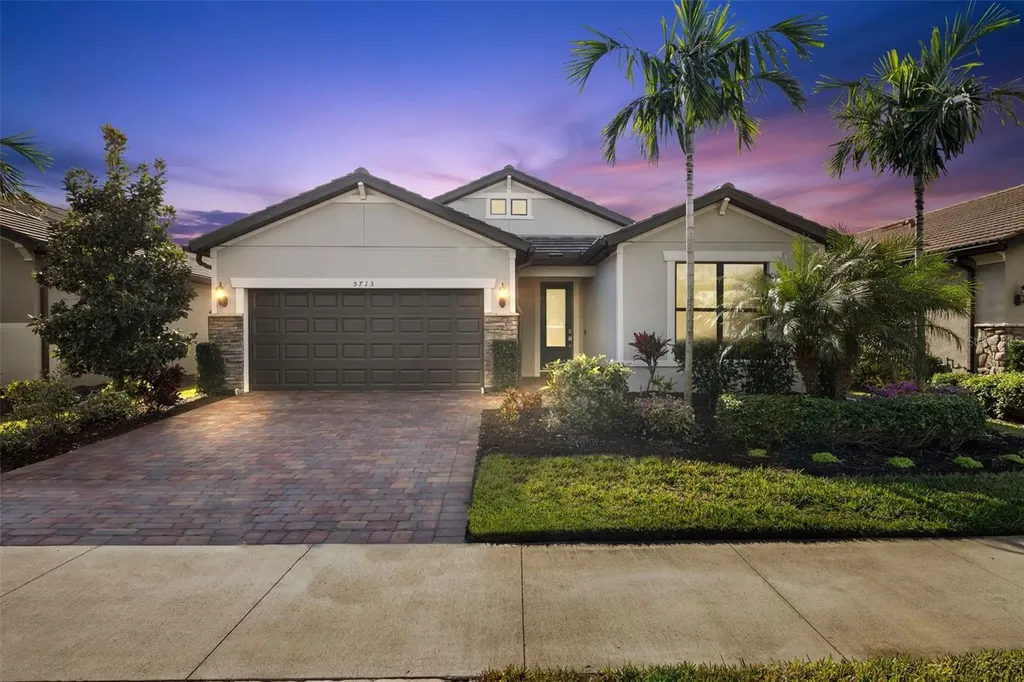 5713 Sweet Leaf Way Sarasota FL 34238
