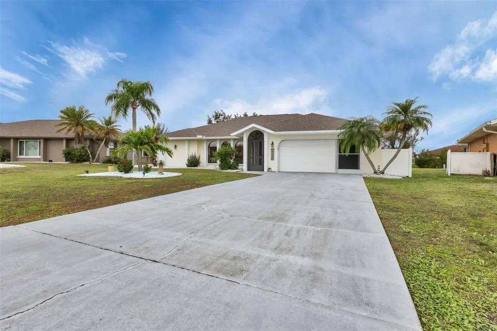 443 Londrina Drive Punta Gorda FL 33983