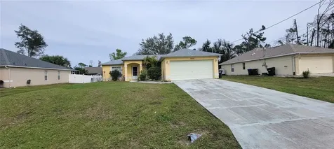 2034 Roanoke Road North Port FL 34288