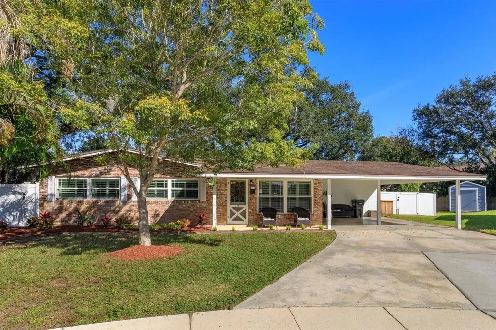 4709 Seils Way Orlando FL 32812