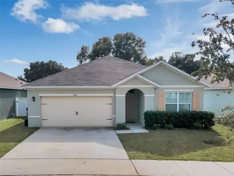 5981 Churchill Square Way Groveland FL 34736
