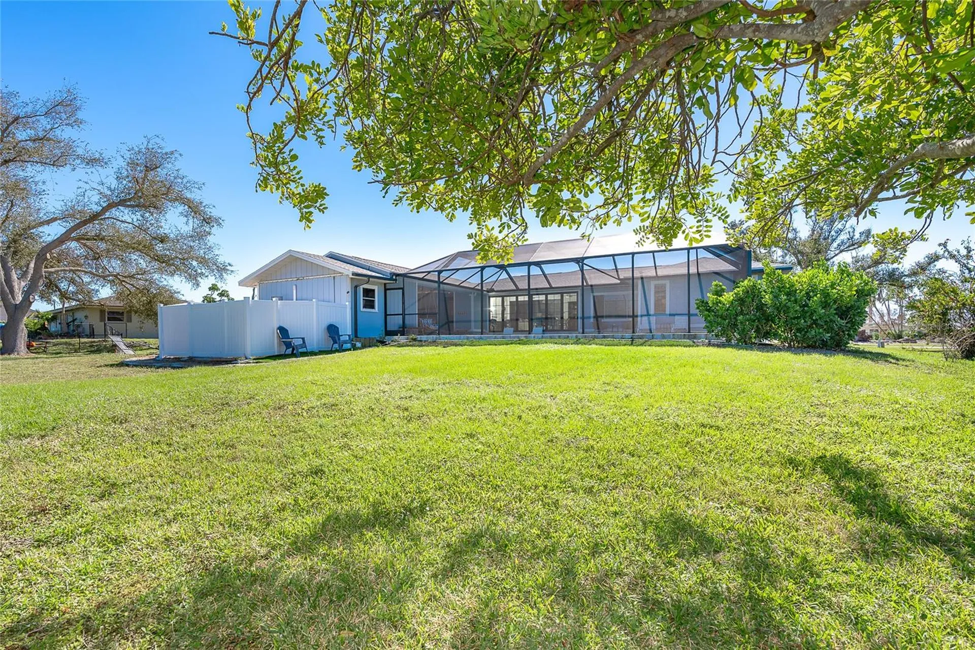 320 Anchor Row Placida FL 33946