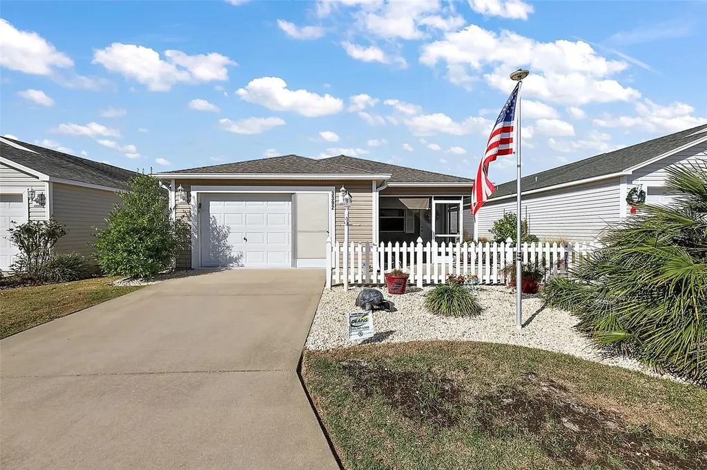 3392 Empire Avenue The Villages FL 32163