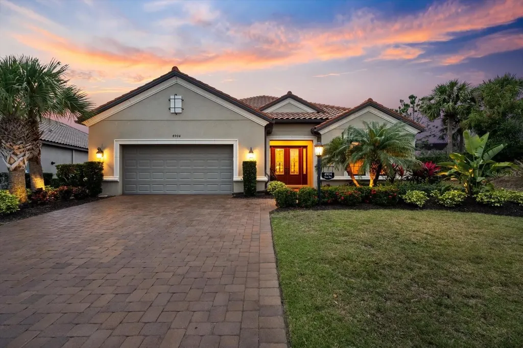 4904 Tivoli Run Bradenton FL 34211