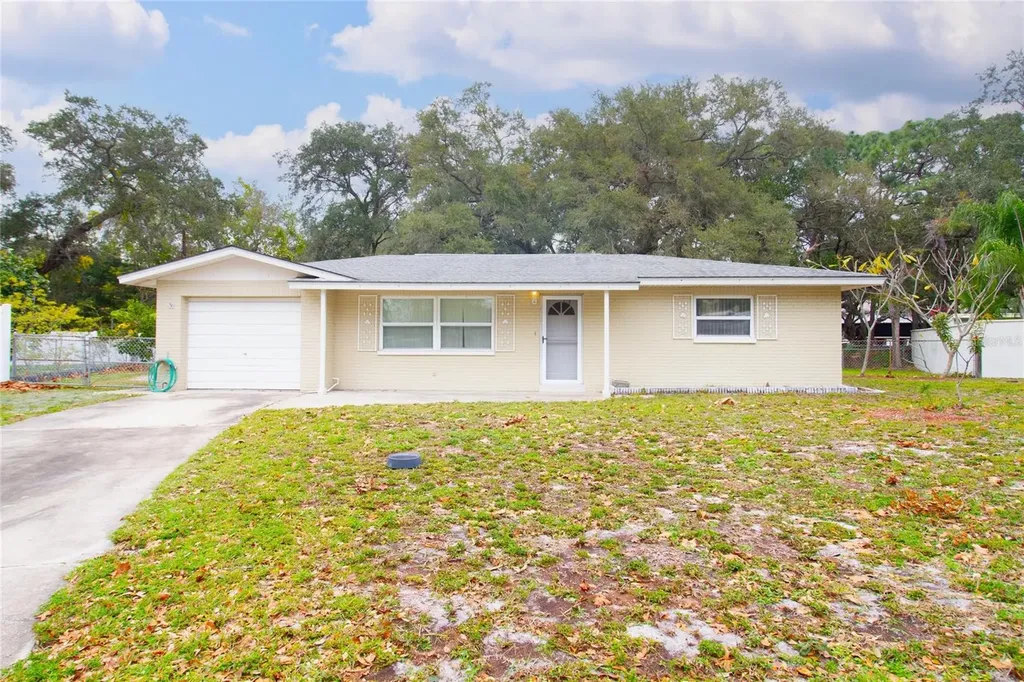2102 Poinciana Terrace Clearwater FL 33760