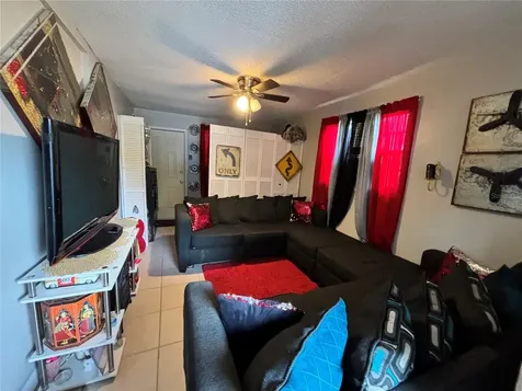 1621 Indiana Street Orlando FL 32805