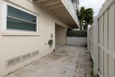 8244 Eagles Park Drive St Petersburg FL 33709