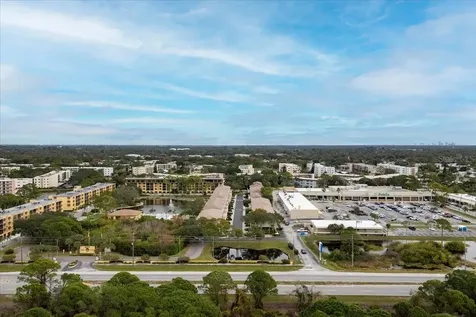 8244 Eagles Park Drive St Petersburg FL 33709