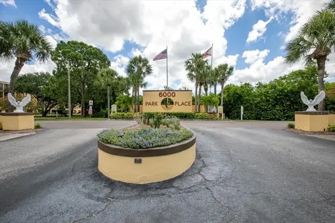 8244 Eagles Park Drive St Petersburg FL 33709