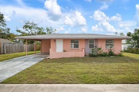 8221 Lombra Avenue North Port FL 34287